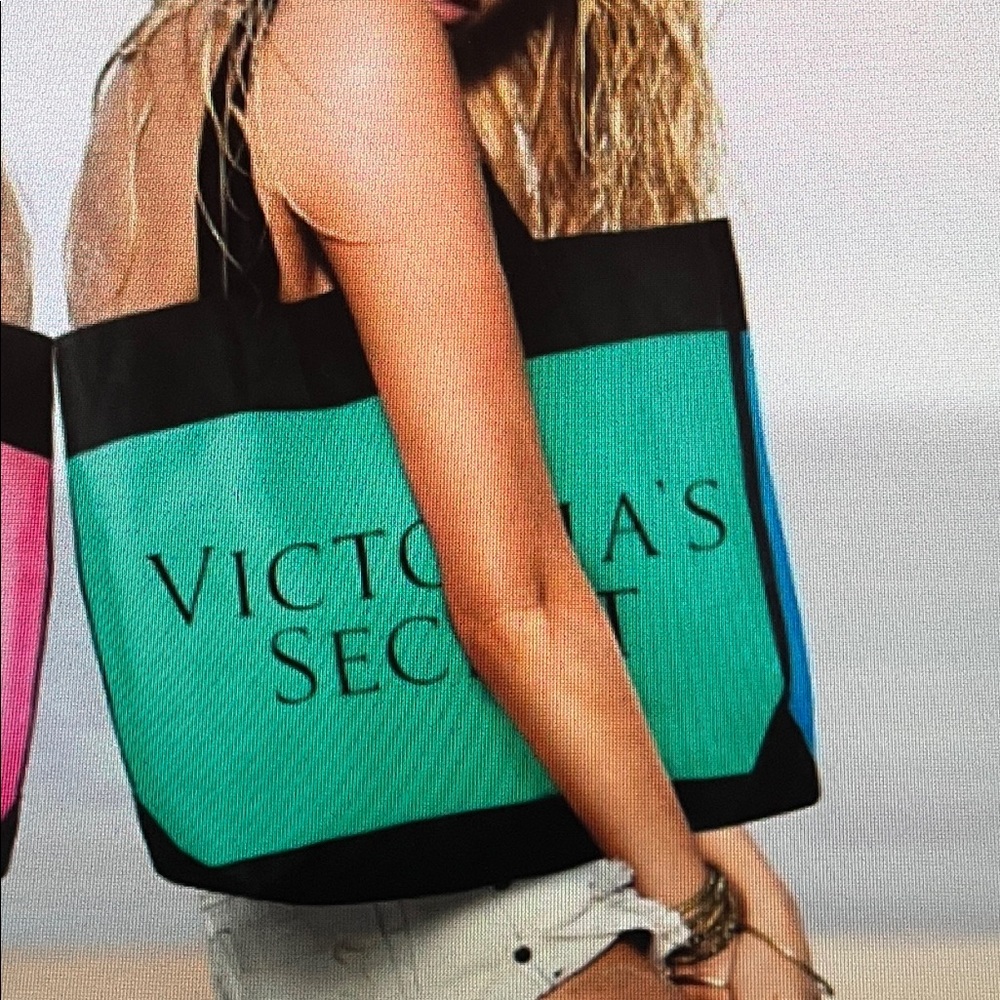 New!‎ Victoria's Secret Colorblock Weekend Bag